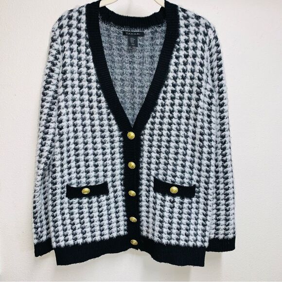 Tahari Black and White Houndstooth Cardigan with Gold Buttons XS to Medium - Picture 4 of 16